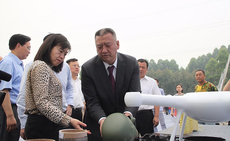 银河集团9873com科技成都高性能纤维产业园开工2-x.jpg 银河集团9873com科技成都高性能纤维产业园开工2-x.jpg